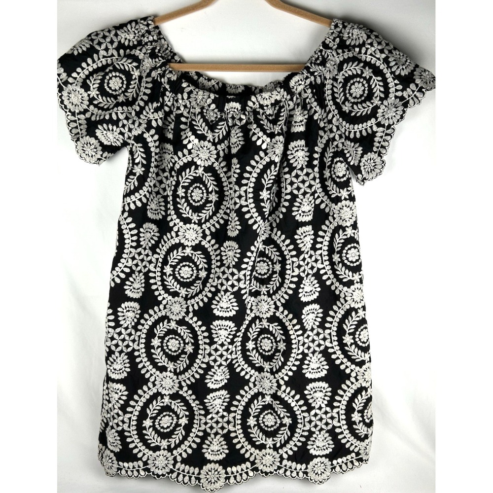 Entro Black White Embroidered Medallion Pattern Off Shoulder Blouse Womens L